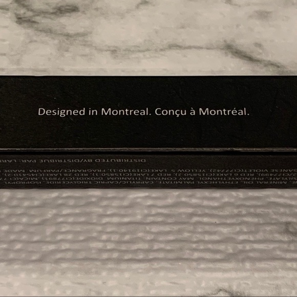 ⭐️$2⭐️ Add-on Laritzy Cosmetics Gloss Shade Vibe - Picture 3 of 9